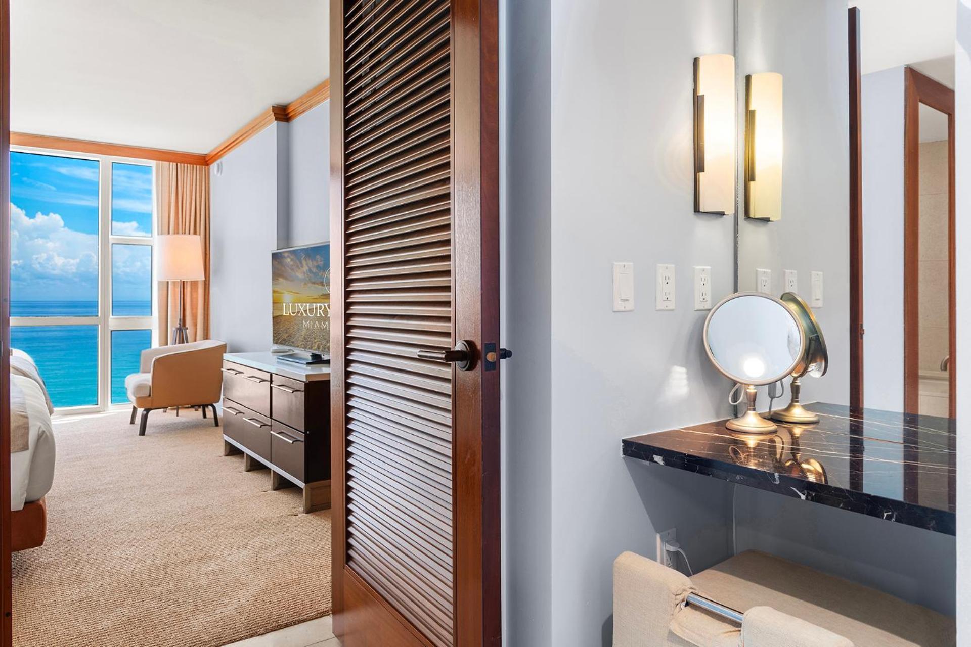 Appart hôtel 2 Bedroom Private At Carillon Miami -522 Miami Beach